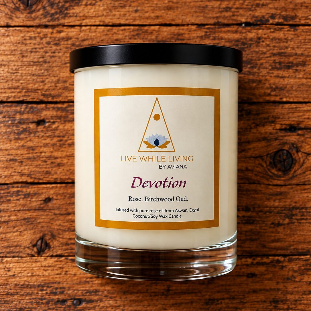 Devotion coconut-soy candle