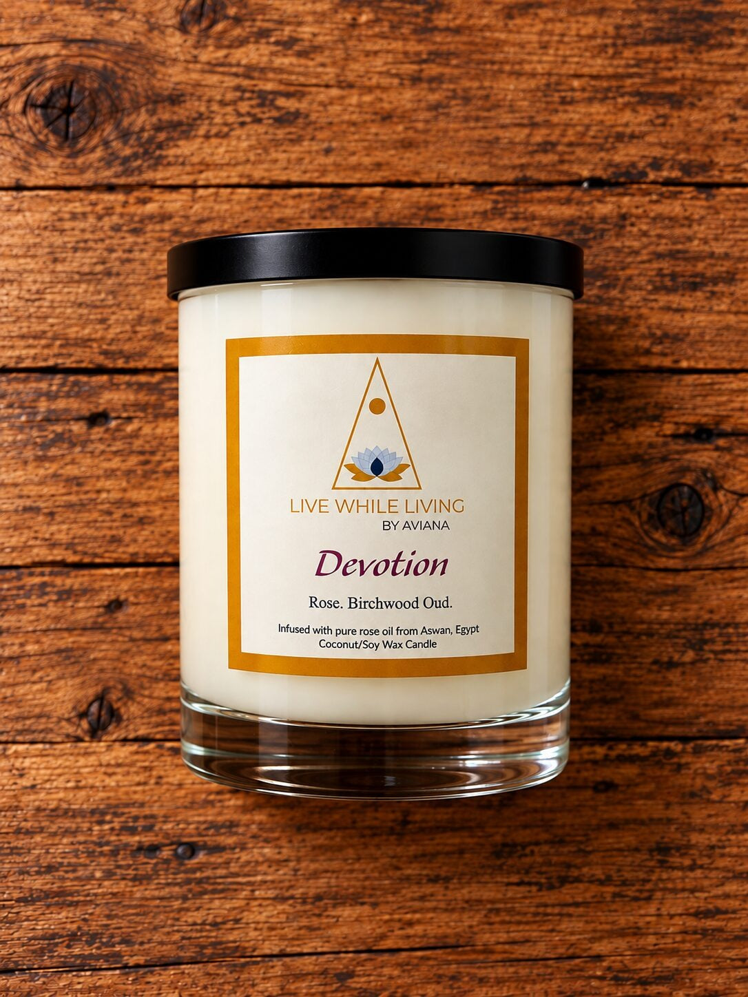 Devotion coconut-soy candle
